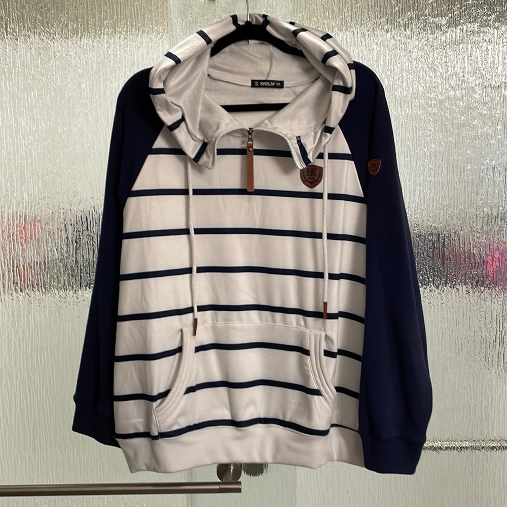 Super soft hooded sweatshirt